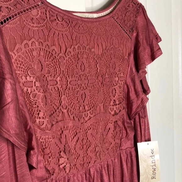 REWIND Lace Front Top - Picture 2 of 5